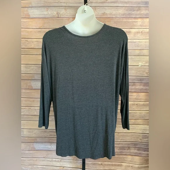 Torrid - Size 2 - Picture 5 of 13